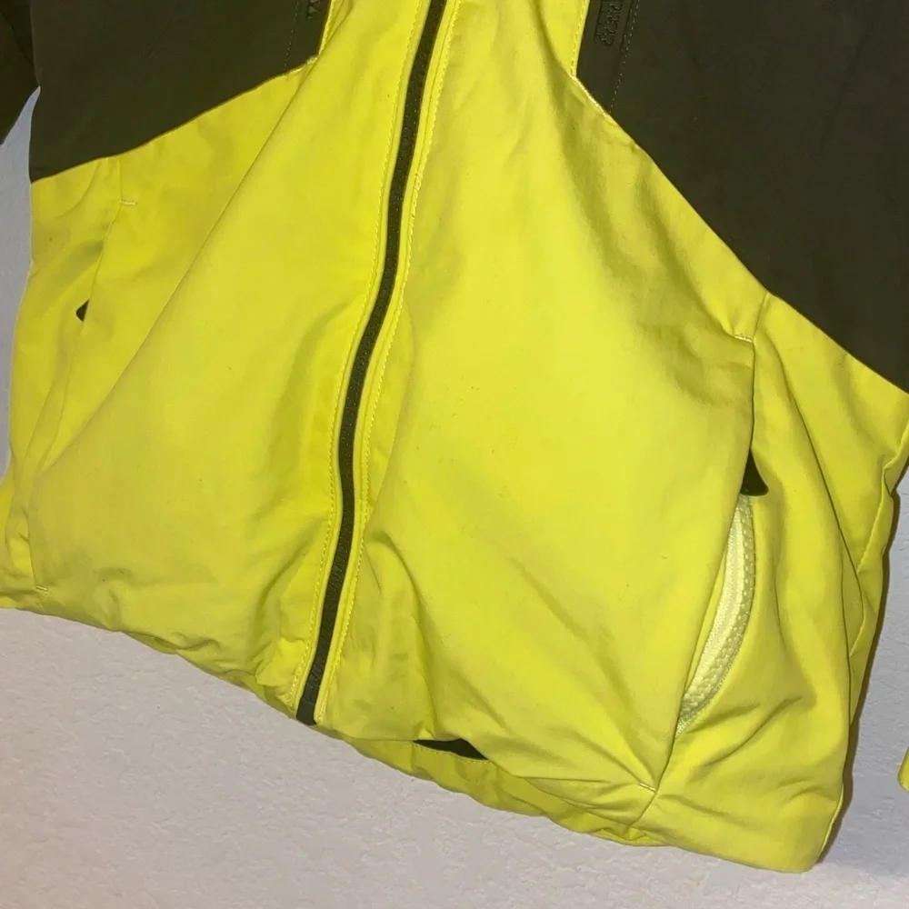Rossignol Juniors Insulated Waterproof Olive Green Yellow Ski Gorpcore Jacket 8